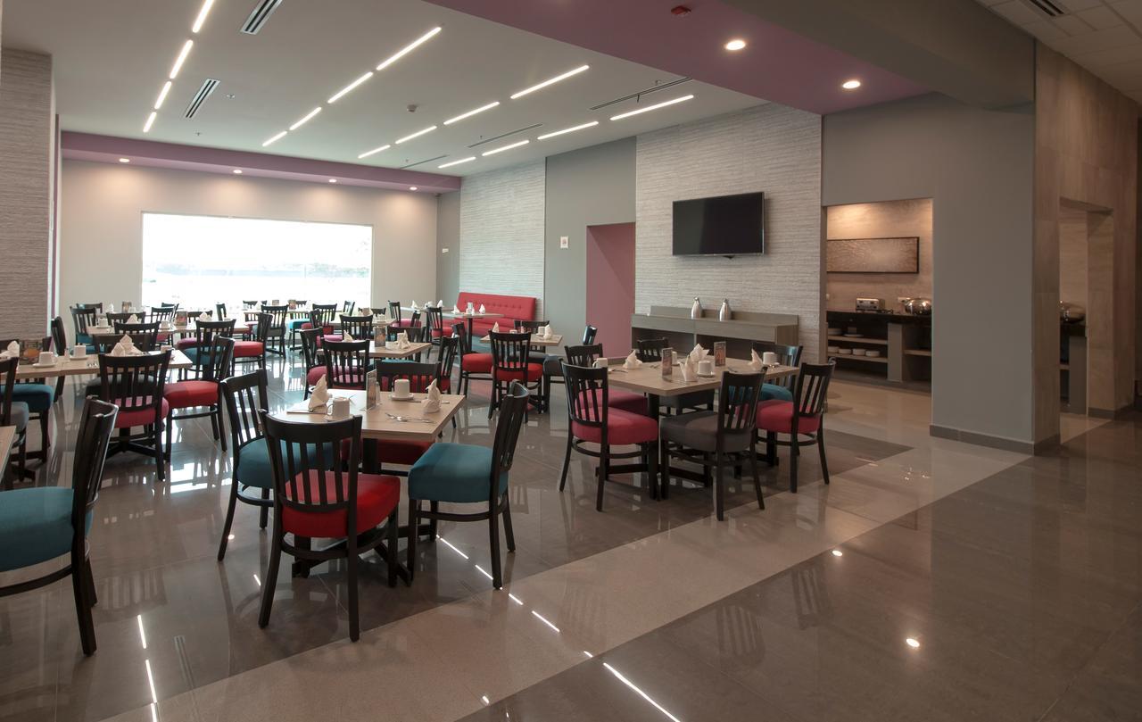 Chn Hotel Monterrey Aeropuerto, Trademark By Wyndham Apodaca Zewnętrze zdjęcie
