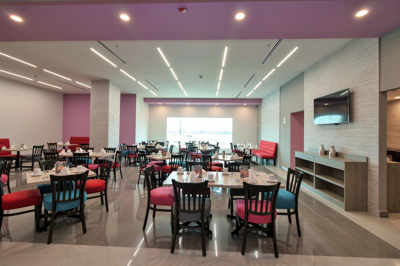 Chn Hotel Monterrey Aeropuerto, Trademark By Wyndham Apodaca Zewnętrze zdjęcie